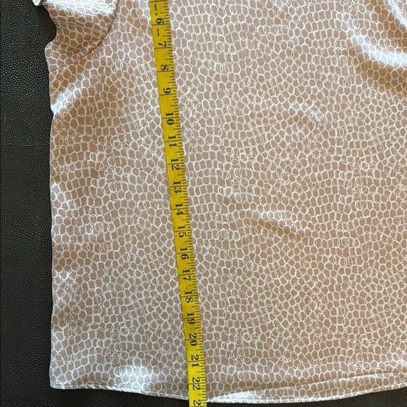 Nordstrom Pink Satin Patterned Women's Top size small - Picture 6 of 6